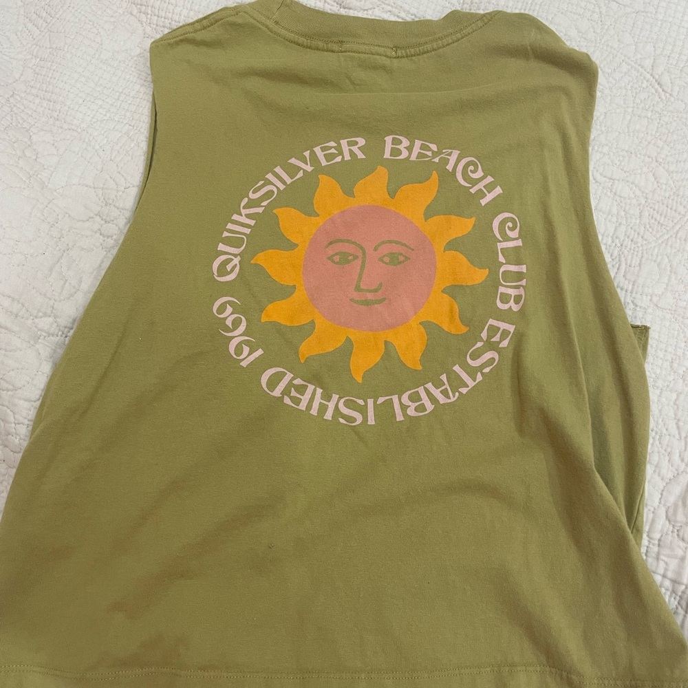 Quiksilver Muscle Tee Size Small
